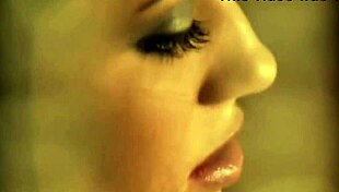 Nude Indian Goddess Dances Seductively Bare!