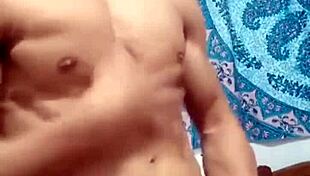 oh wow, my gay ass gets covered in cum from that monster cock reveal 😏💦