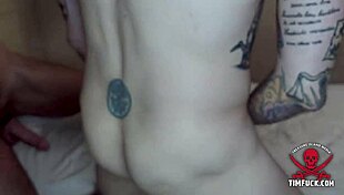 Flip flop session with tattooed participant