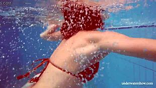 marusia and melisa darkova underwater lesbian striptease in bikini