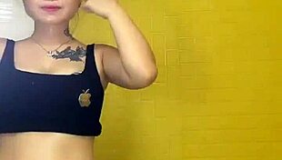 em thèm it quá anh, đến với em đi 😘