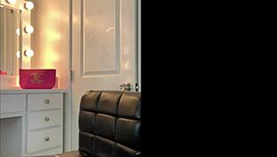 Is this camgirl's juicy squirt show too intense to handle?