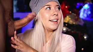 Colombian coed slut with big ass exposes herself online for cash, posing as a fuck doll