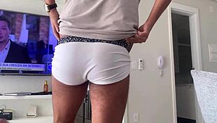 o novinho foi encontrar o padrinho e deu rola de presente