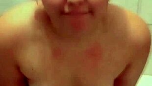 Amateur prostitute receives facial cumshot