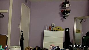 Are you craving this lovesick American nympho on webcam?