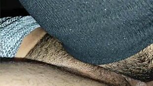 i give my bitch a good oral session in our amateur video.