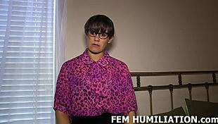 let's train that ass with huge dildos, feel the domination 😈