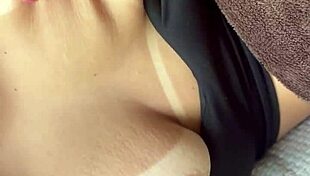 Meu amante adora chupar meus peitos mandei um video pra ati�ar