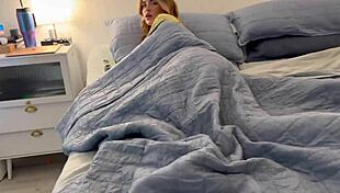 omg step sis quit playing with your pussy i only wanted to watch a movie 😳