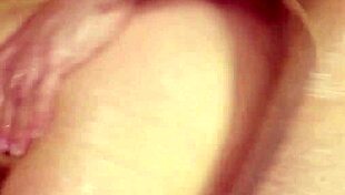 Fetish Masseuse Spunking During Nuru