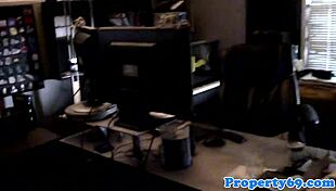 realtor beauty rides dick to close the sale outdoors