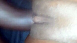 milf squirts in homemade anal scene