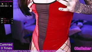 Gia Baker's solo performance in a tight outfit is amazing