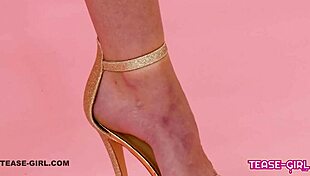 Blonde squirts at casting