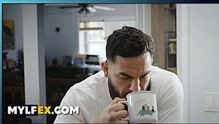 I fuck my perfect stepmom Casca Akashova every Christmas