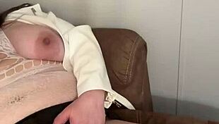 Sexy minxycme sucking my dildo with big natural tits