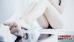 Little Jam Binds Qing B Emotionally