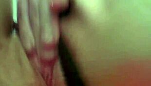 Leya Falcon Uses Tub Shower Head On Her Pussy In Pool