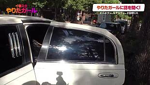 cosplay girls kissing deep and squirting in wild face-sitting action