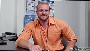 Bodybuilder bareback gay sex first day