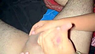 Conversational Le hago una paja a mi compañero de cuarto para despertarlo pa’ clases