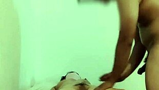 Thai milf oil massage with pussy feast