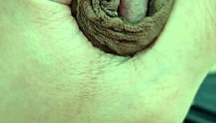 Young brazilian guy masturbates and cums in homemade solo fetish video.