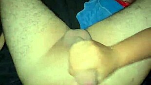 Conversational Le hago una paja a mi compañero de cuarto para despertarlo pa’ clases