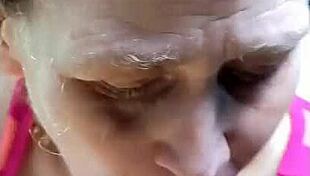 fl sw couple spitting cum in public car blowjob