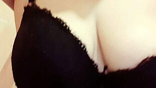 Solo, Someone Who Pounds Like Crazy in Bed