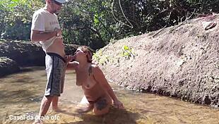 O Caseiro Pegou Me Tomando Banho No Rio
