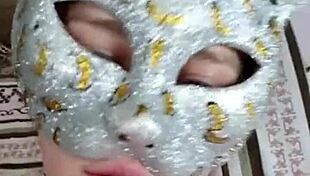 teen agrees to record video but hides her face