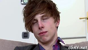 Discover free gay videos online