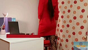 Just saw colleague secretary Mala Dvojka looking super sexy