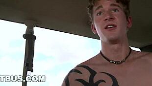 Cole Brooks dan Randall OReilly ditipu di baitbus di florida