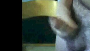 Spanish Argentinian Webcam Shows Short Cock in Pajero de Cordoba Display