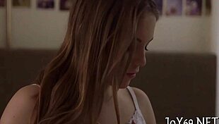 Look at this teen playing with her fur pie in a kinky game