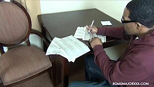 Envy star performs a blowjob