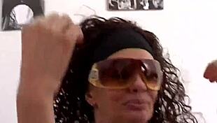 my wife wants to put a cock in her mouth and rub it in her pussy