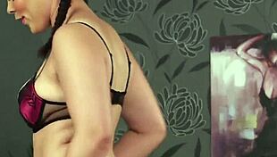 Bombshell centerfold takes blowbang cum load on face, gulping jizz in pov cum swapping oral