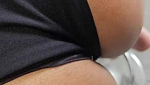 Hot Mommy Craves Intense Anal With Big Ass