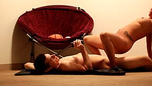 behind the scenes, curvy girl rides in living room