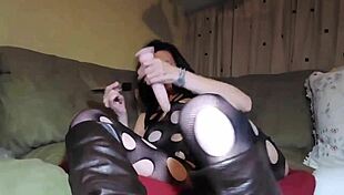 I'm fucking my ass and pussy again