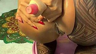 tatuada rosavermelha gets her ass fucked hard and cums with anal creampie on her silicone tits