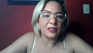 Dei Para O Tecnico Do Gas Com O Casal Vizinho