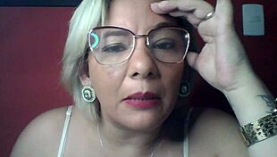 Dei Para O Tecnico Do Gas Com O Casal Vizinho