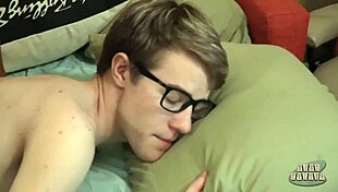 beautiful twinks cum together?