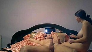 Watch This Couple Fuck On Webcam!