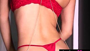 SHANNON COLE reveals her PERFECT natural BOOBS!